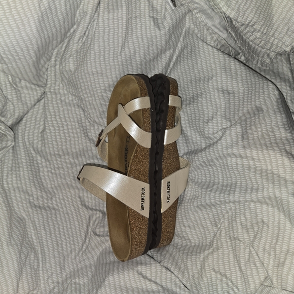 Birkenstock Mayari Pearl Sandals Size 38/245. US size 7.5 - Picture 3 of 7